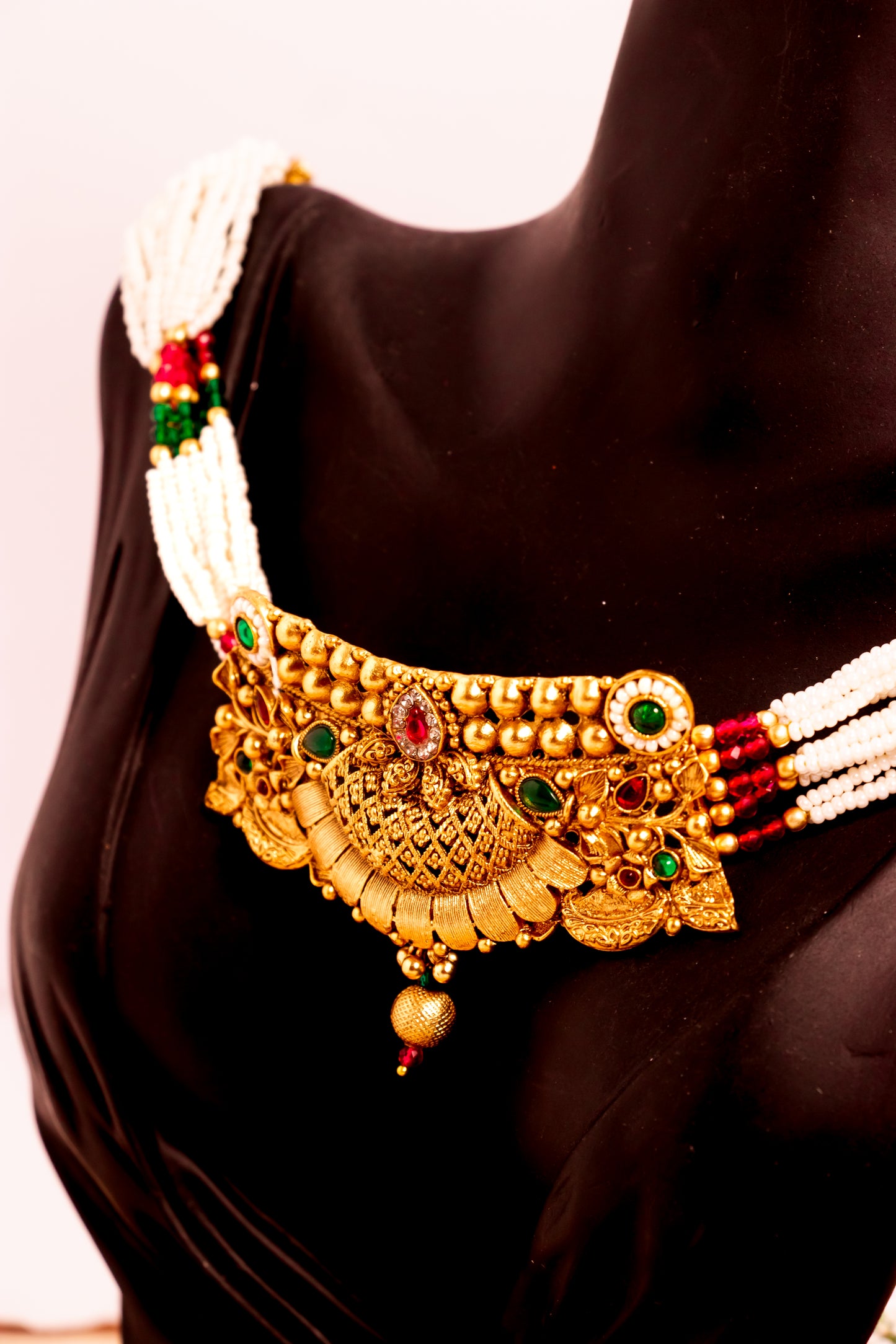 Lotus Reflection Choker Necklace Set