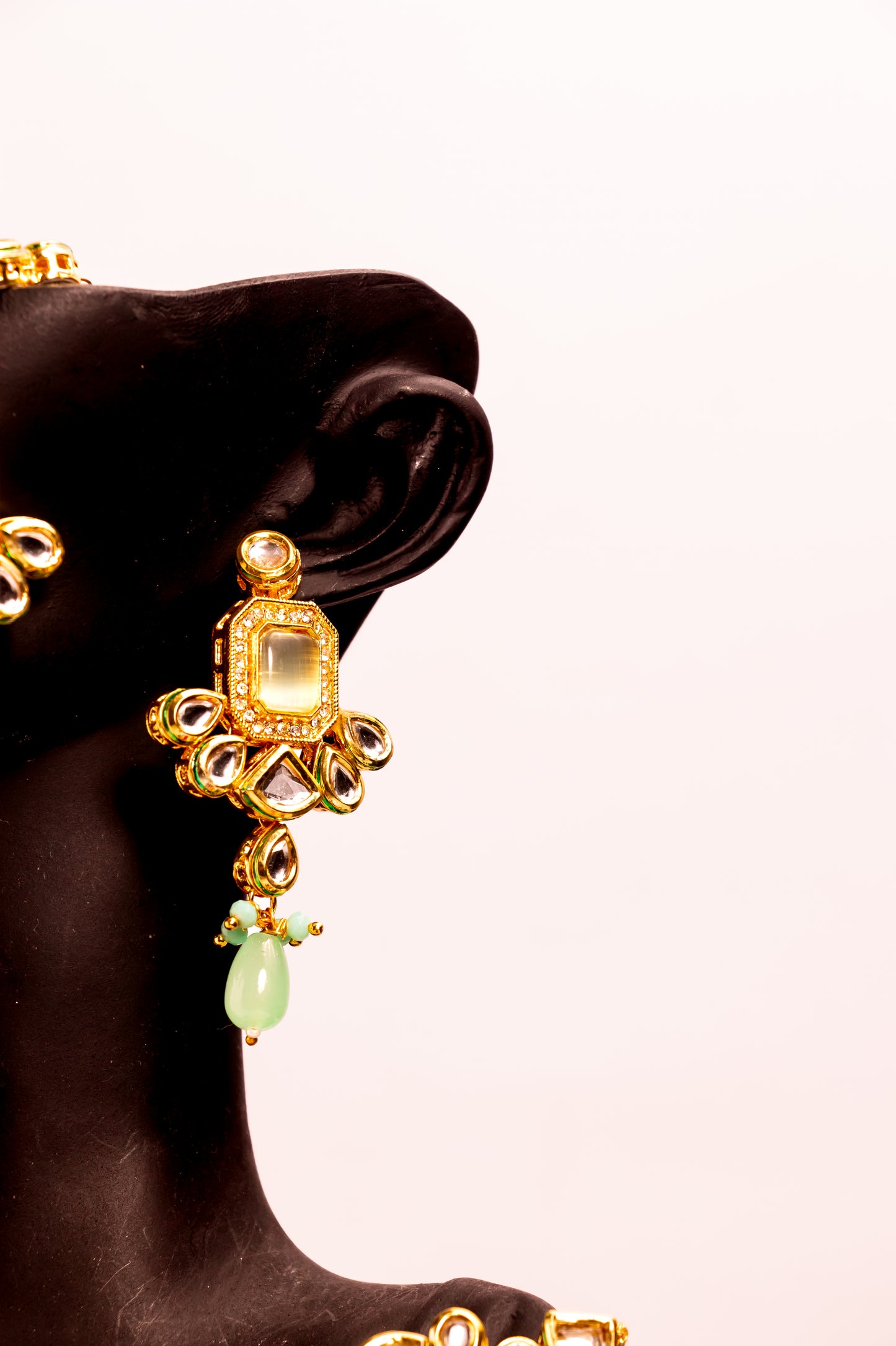 Jahan's Opulence Kundan Necklace Set