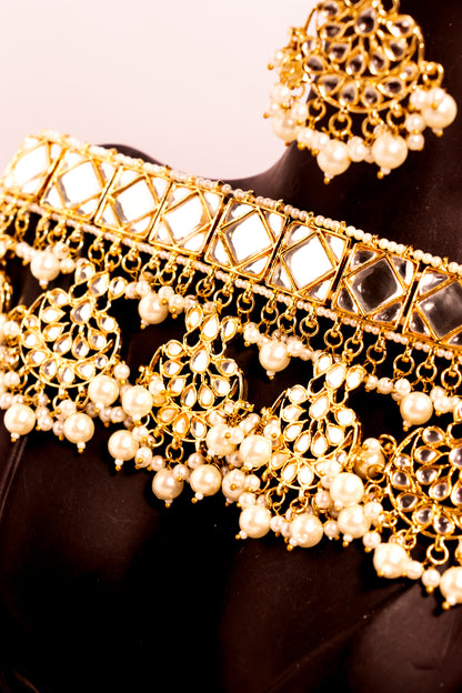 Jahan's Elegance Kundan Choker Necklace Set