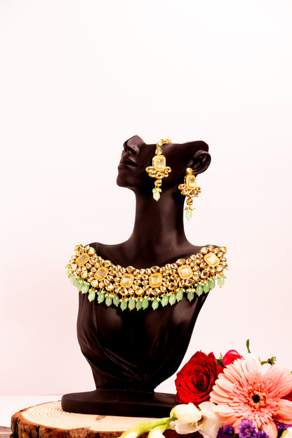 Jahan's Opulence Kundan Necklace Set