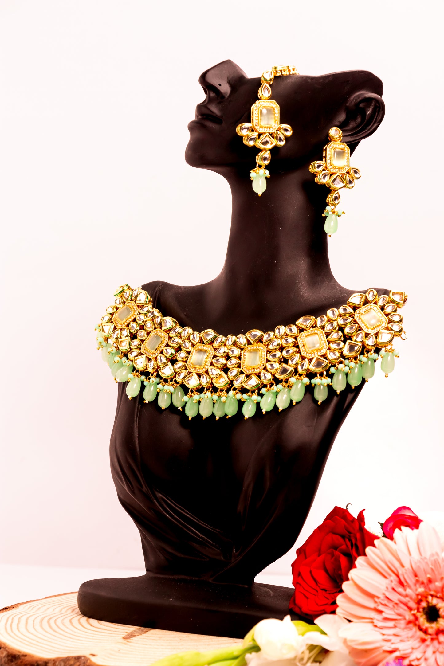 Jahan's Opulence Kundan Necklace Set