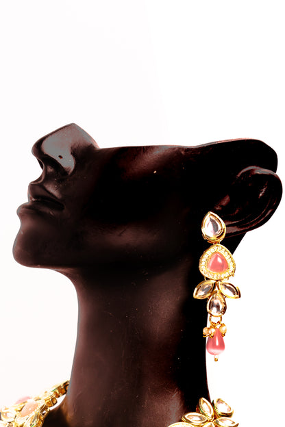 Noor's Vision Pink Kundan Necklace Set
