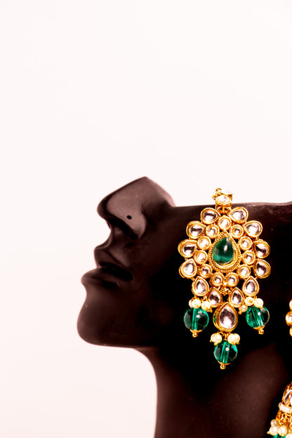 Jahan's Chime Kundan Necklace Set