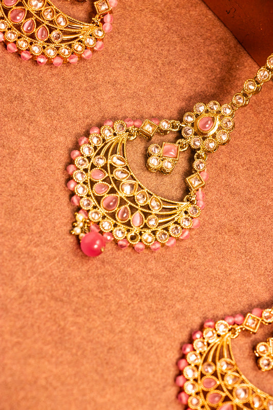 Pearl Blossom Mangtika Set
