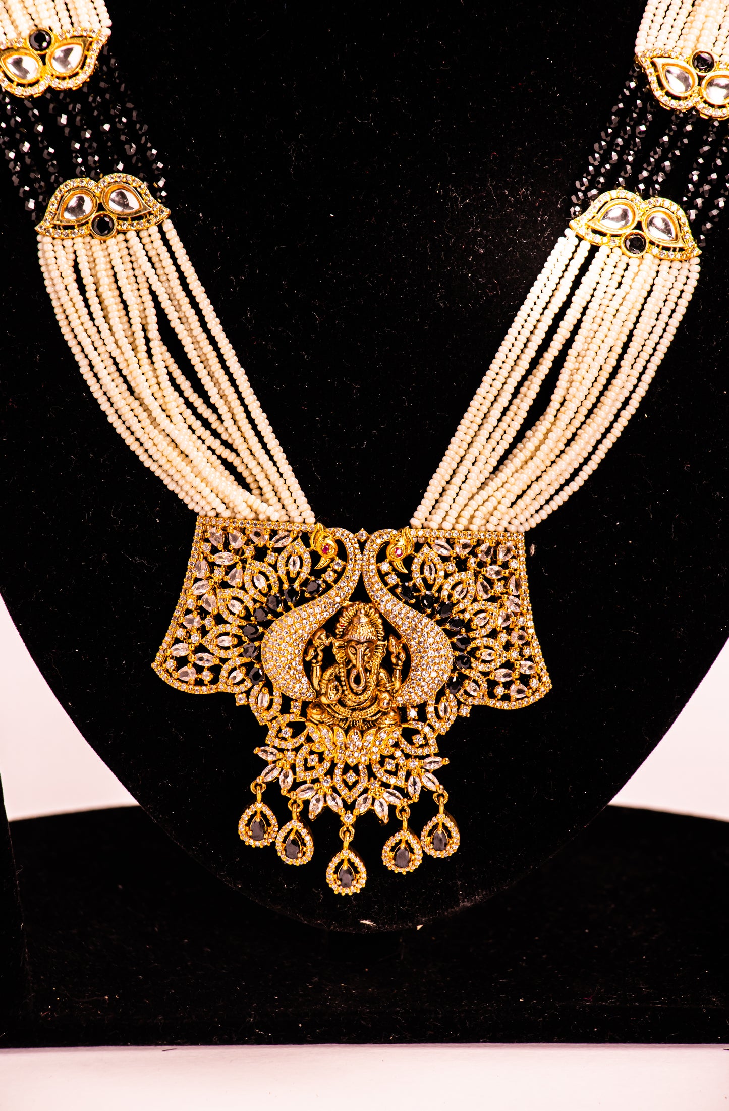 Radiant Padma Ganesha Pearl Necklace Set