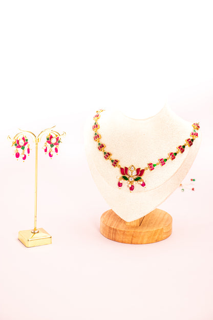 Regal Padma Necklace Set