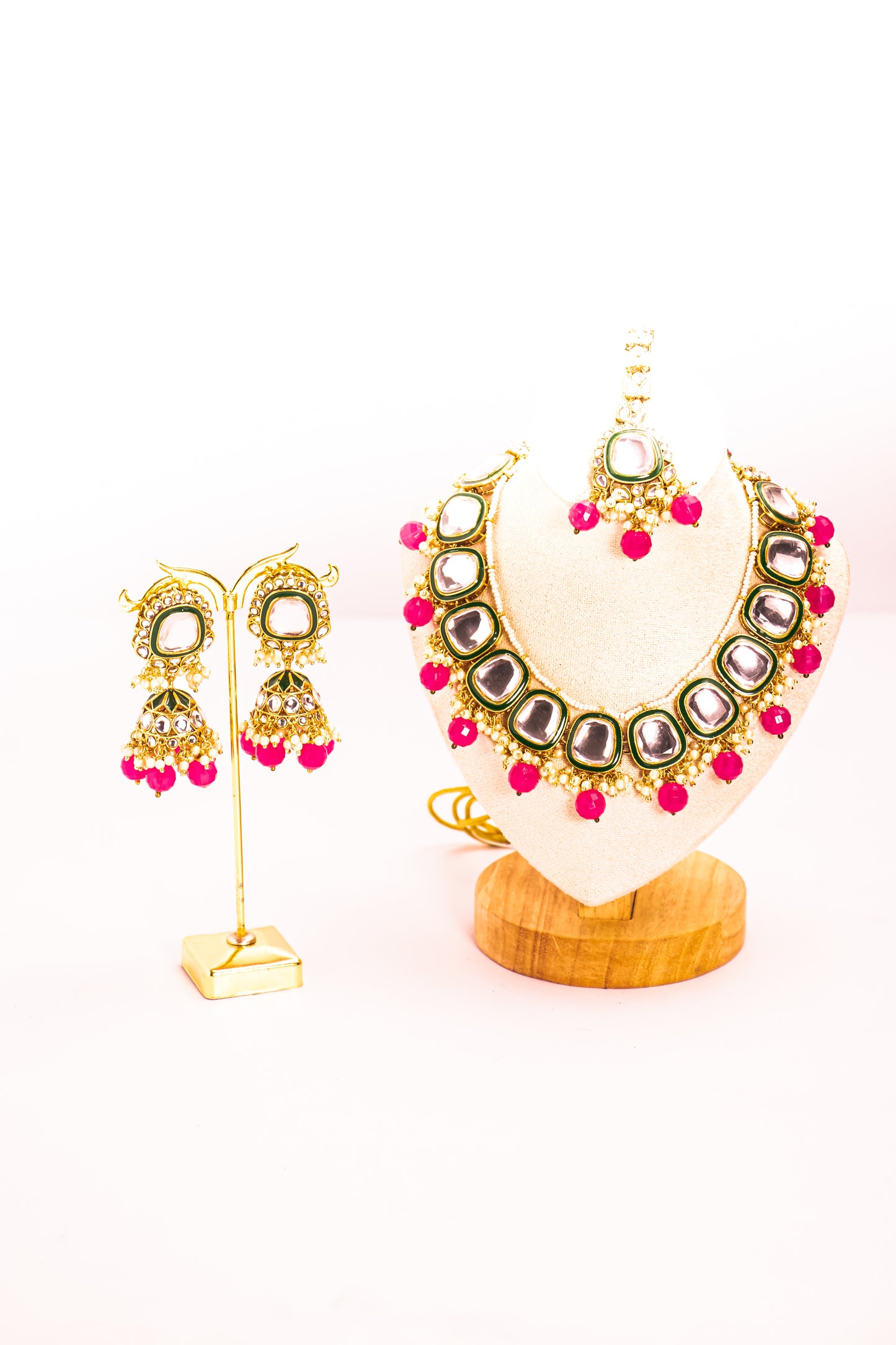 Noor Elegance Pink Kundan Necklace Set