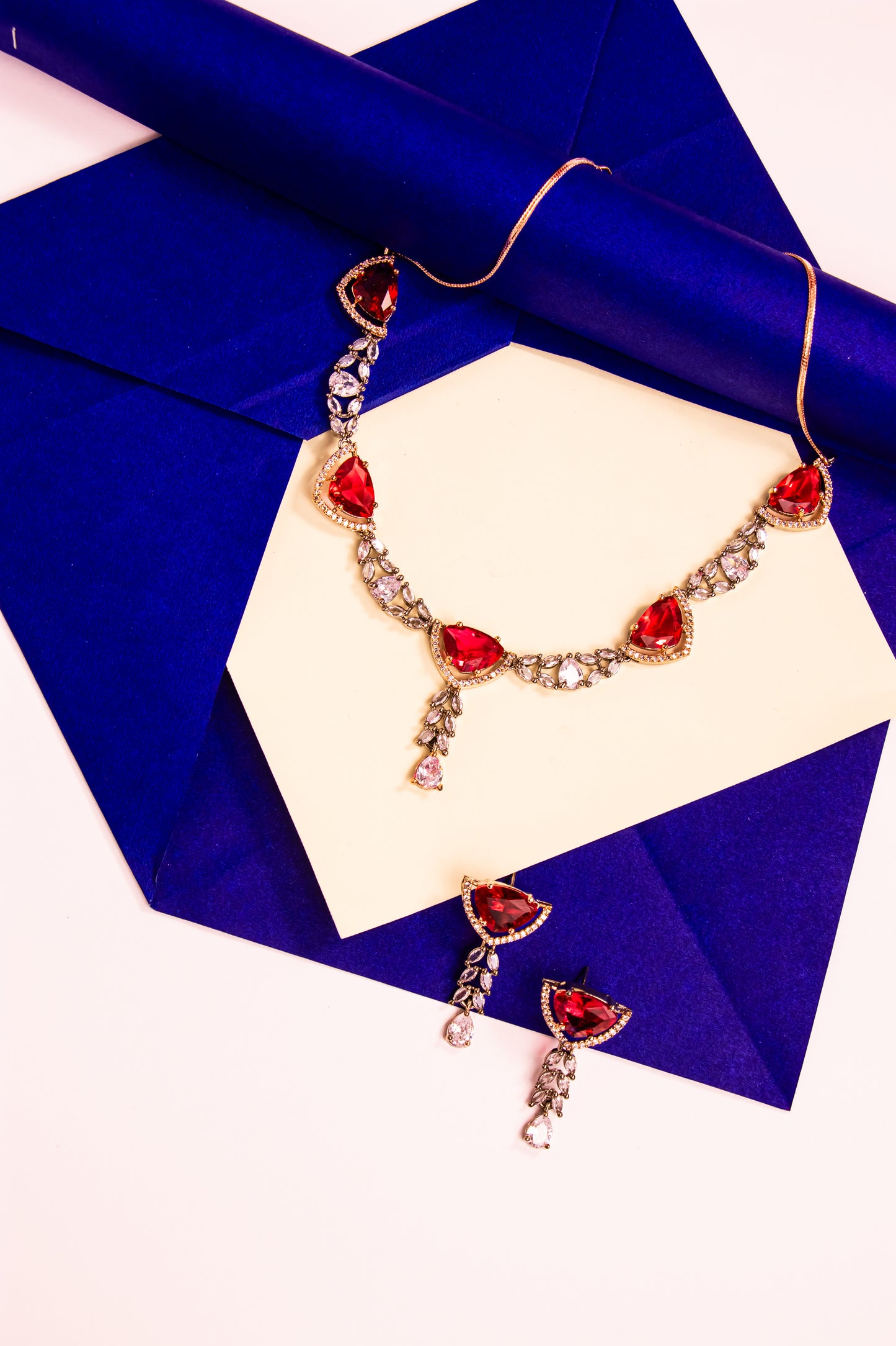 Orphic Ornaments Necklace Set