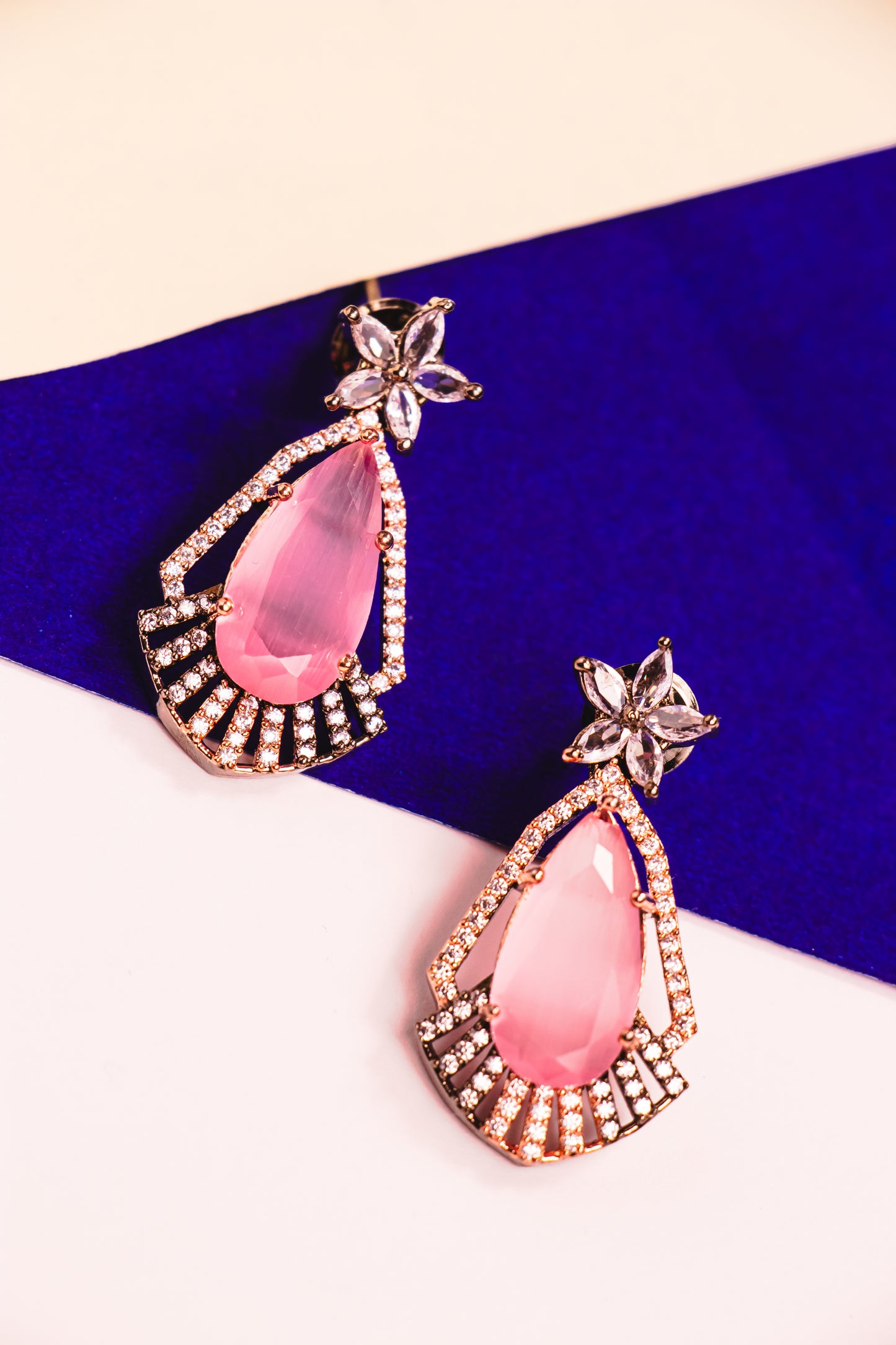 Echo’s Enchantment Necklace Set