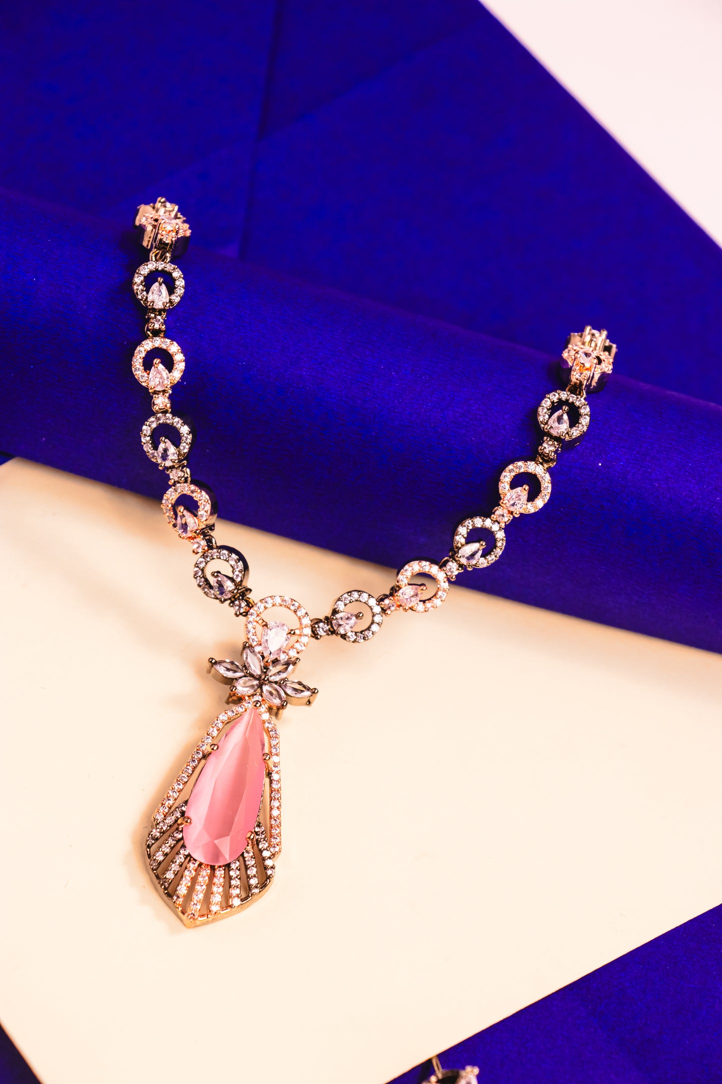 Echo’s Enchantment Necklace Set