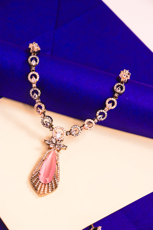 Echo’s Enchantment Necklace Set