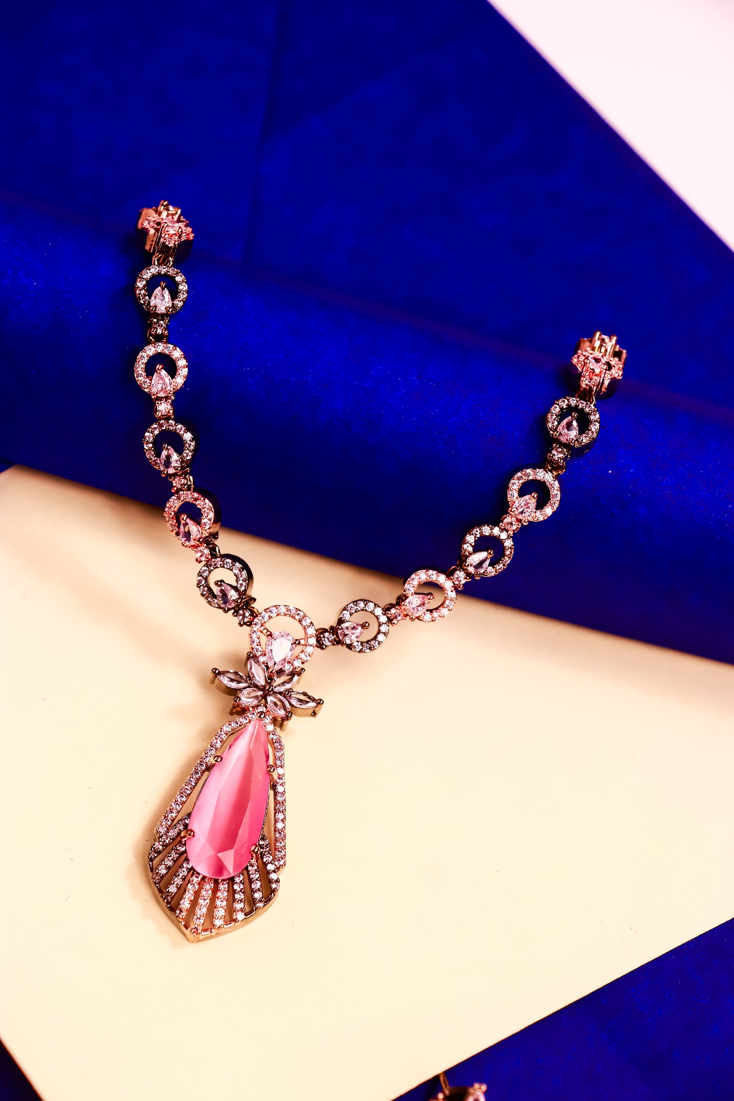 Echo’s Enchantment Necklace Set