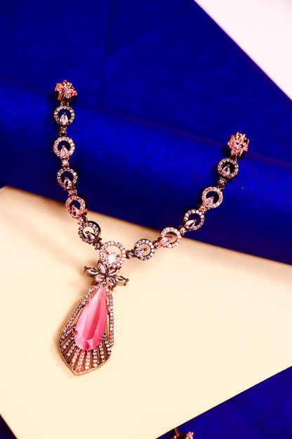 Echo’s Enchantment Necklace Set