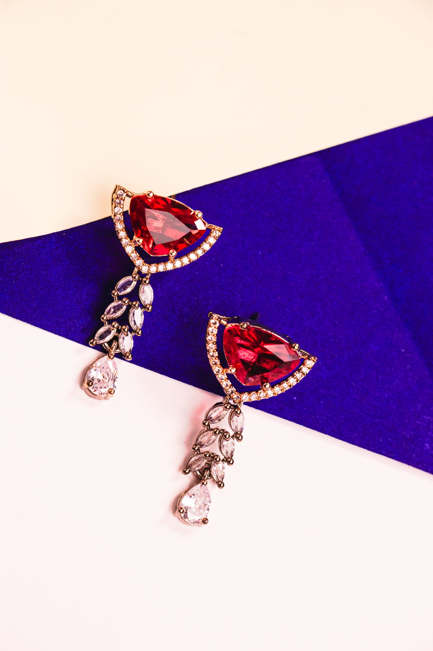 Orphic Ornaments Necklace Set