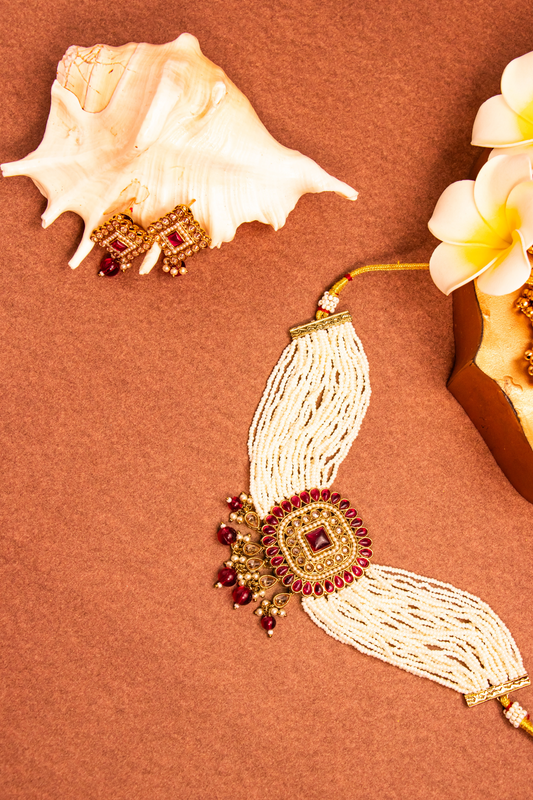Ethereal Pearl Necklace Set